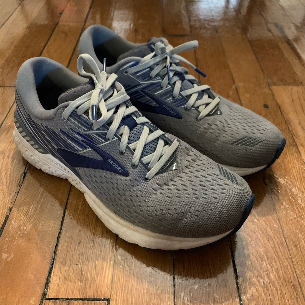 Brooks Adrenaline GTS 19 Men Size 10 Blue Width D